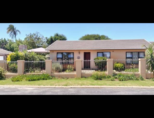 4 BEDROOM PROPERTY TO RENT IN SILVER OAKS